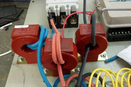 購買電流互感器時需考慮哪些價格因素？